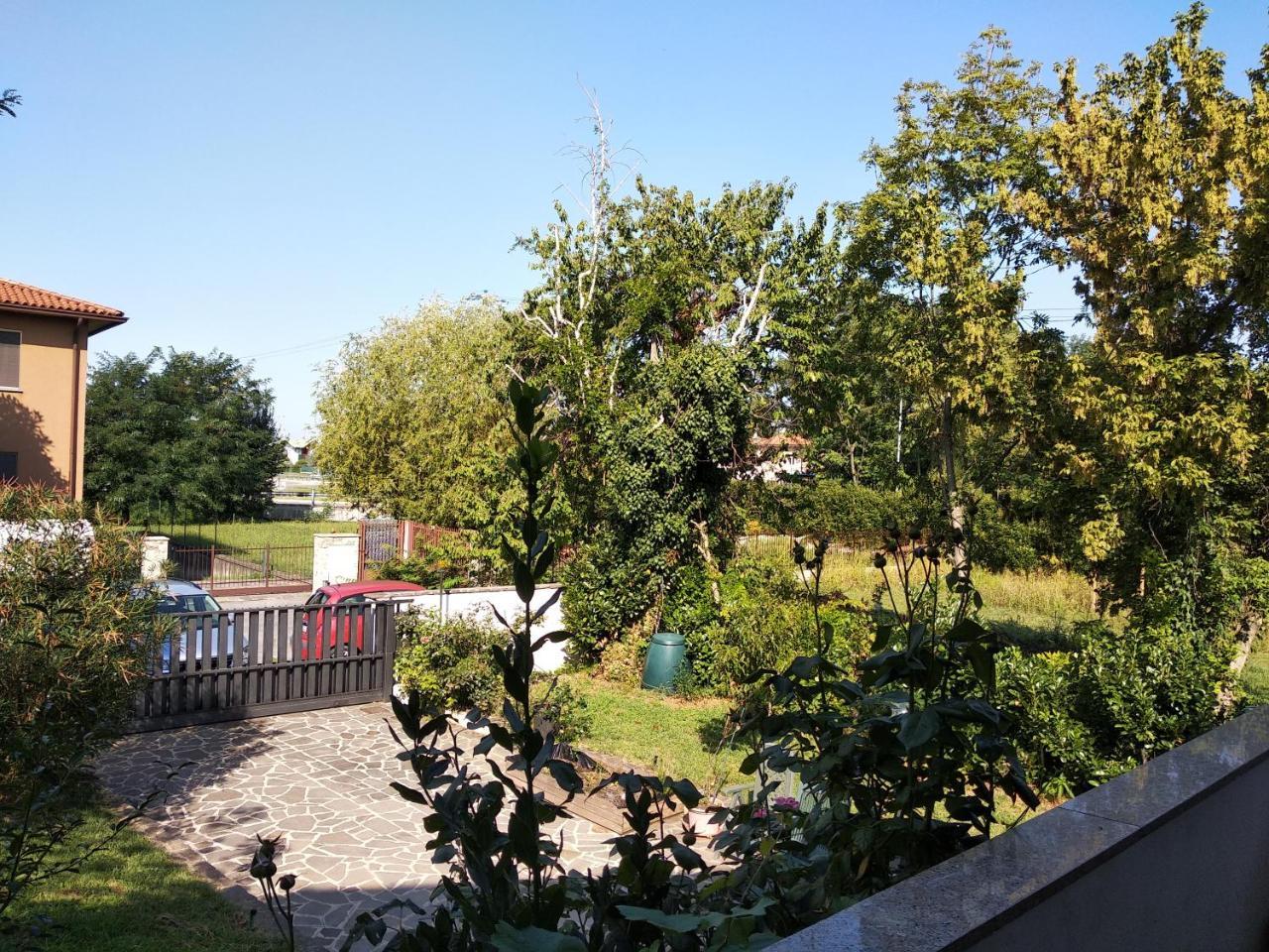 Guesthouse La Villa Zanica Eksteriør bilde